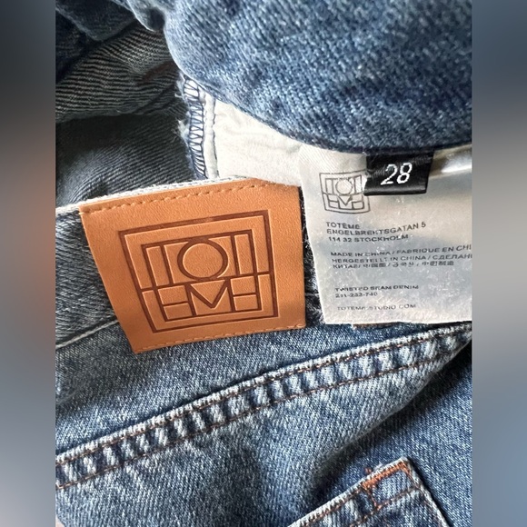 NEW: Toteme Twisted Seam Denim Jean - Size 28 - Picture 12 of 12